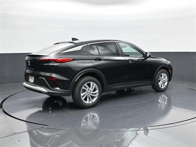 new 2025 Buick Envista car, priced at $24,876