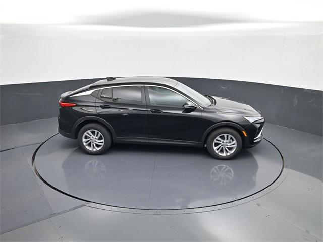 new 2025 Buick Envista car, priced at $26,858