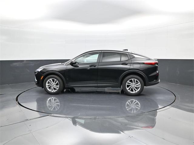 new 2025 Buick Envista car, priced at $26,858