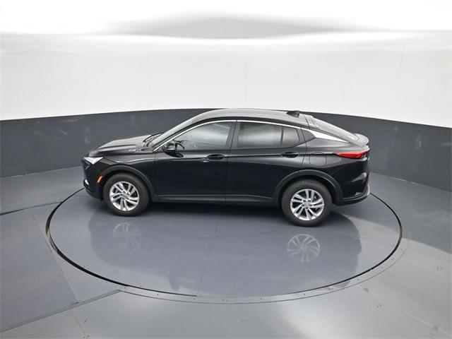 new 2025 Buick Envista car, priced at $26,858