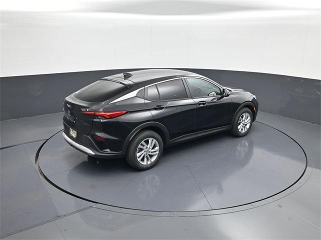 new 2025 Buick Envista car, priced at $26,858