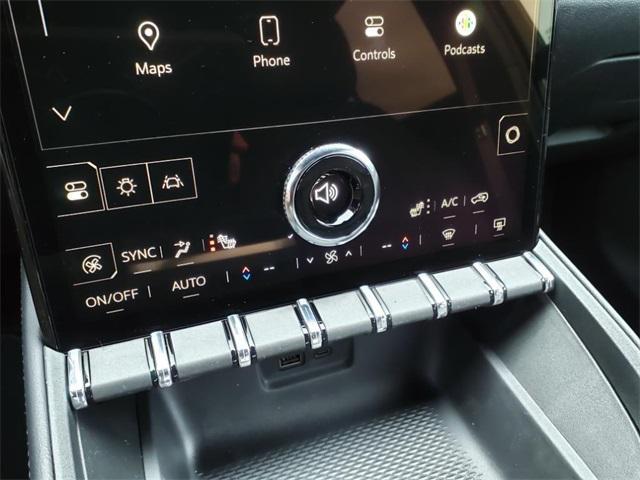new 2025 GMC Terrain car, priced at $33,338