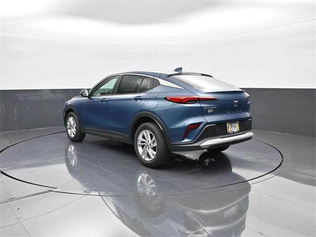 new 2025 Buick Envista car, priced at $26,561