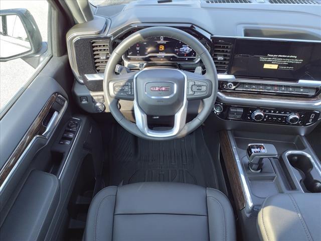 new 2025 GMC Sierra 1500 car, priced at $62,135