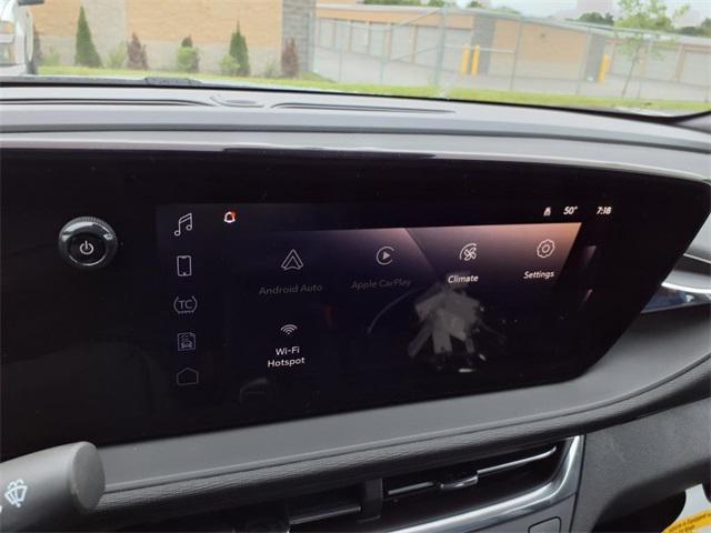 new 2025 Buick Envista car, priced at $25,251