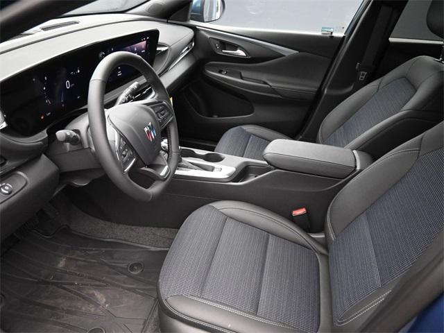 new 2025 Buick Envista car, priced at $26,858