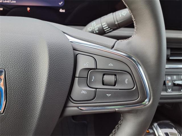 new 2025 Buick Envista car, priced at $26,858