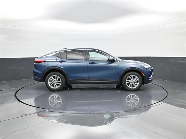 new 2025 Buick Envista car, priced at $26,858