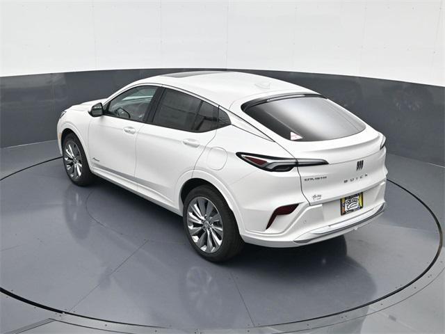 new 2025 Buick Envista car, priced at $30,254