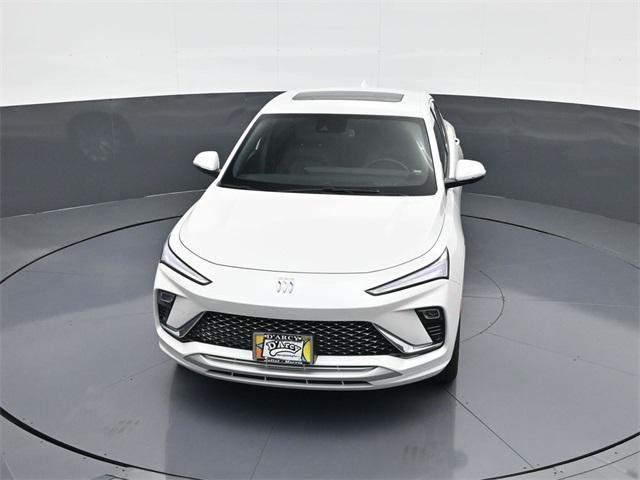 new 2025 Buick Envista car, priced at $30,254