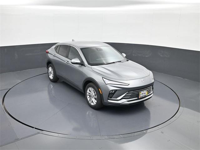 new 2025 Buick Envista car, priced at $26,858