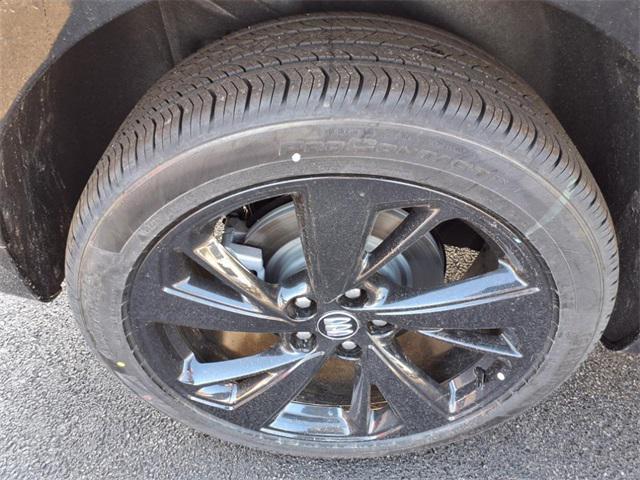 new 2025 Buick Envision car, priced at $38,622