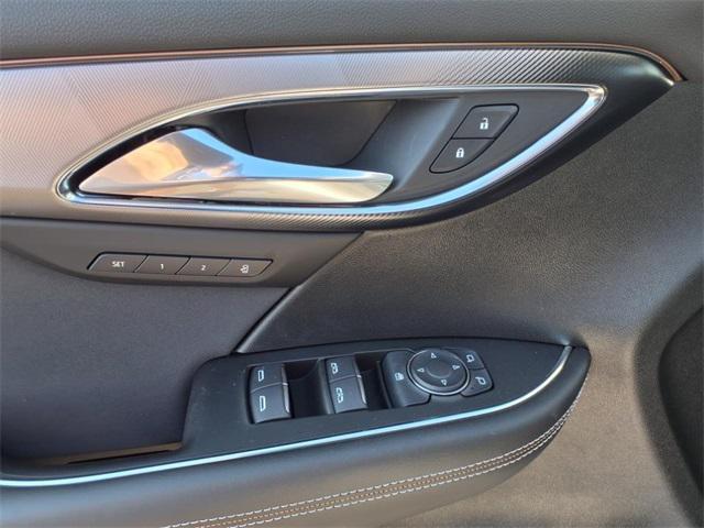 new 2025 Buick Envision car, priced at $38,622