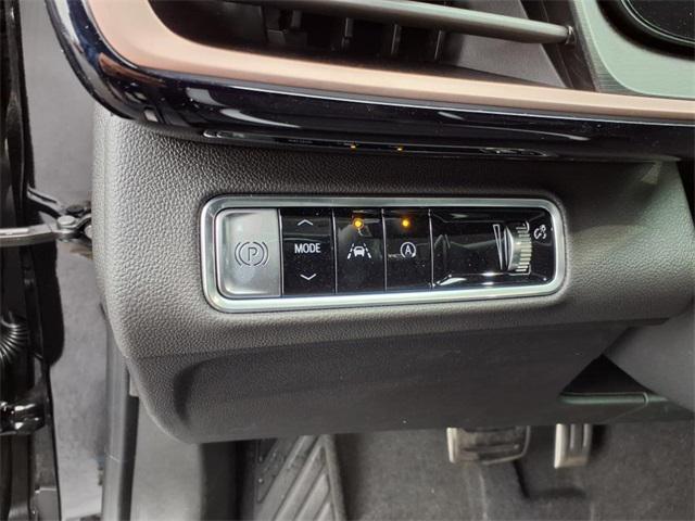 new 2025 Buick Envision car, priced at $40,301