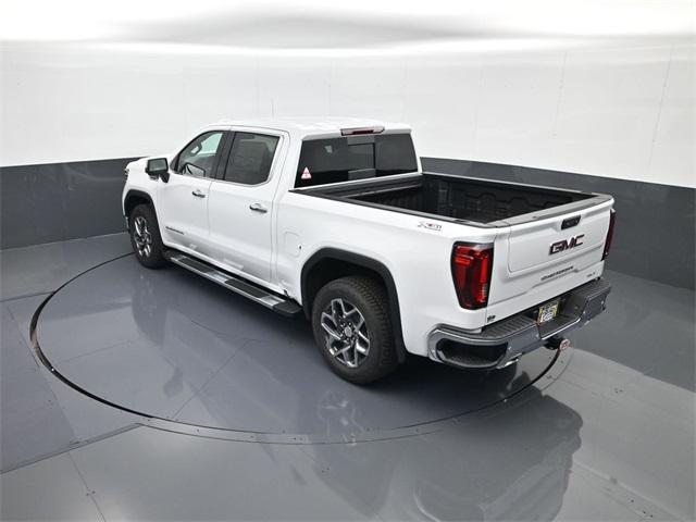 new 2025 GMC Sierra 1500 car, priced at $56,239