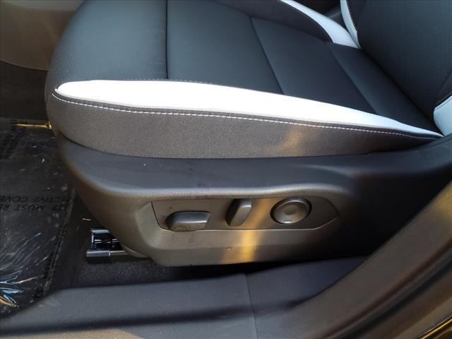 new 2025 Buick Envision car, priced at $42,400