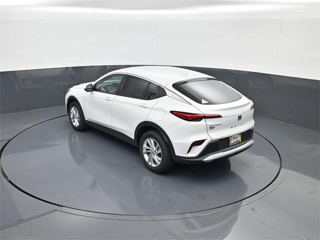 new 2025 Buick Envista car, priced at $26,248