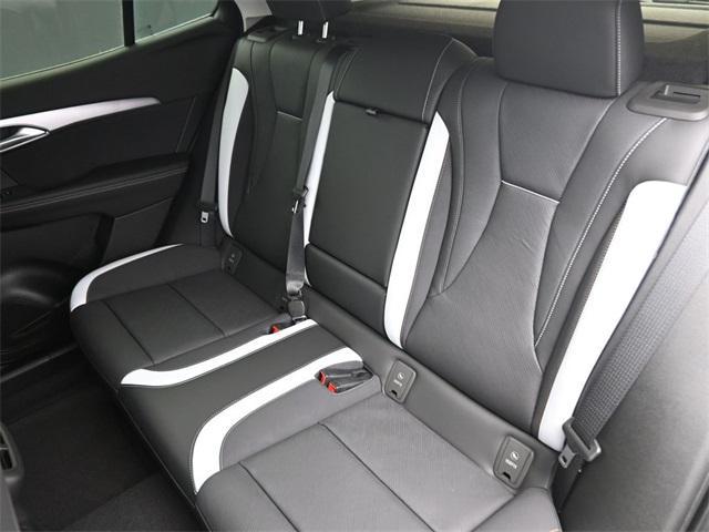 new 2025 Buick Envision car, priced at $41,162