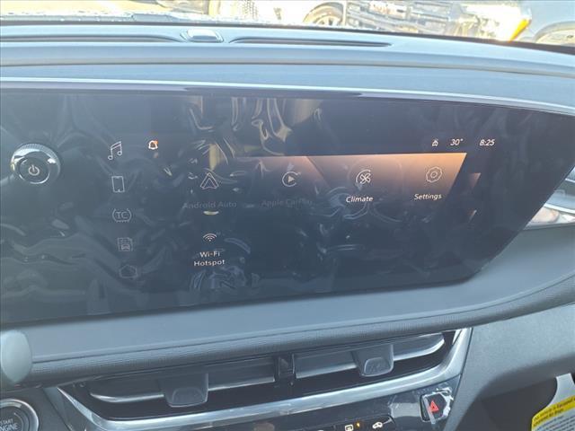 new 2025 Buick Envista car, priced at $29,410