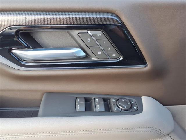 new 2025 GMC Yukon XL car, priced at $82,135