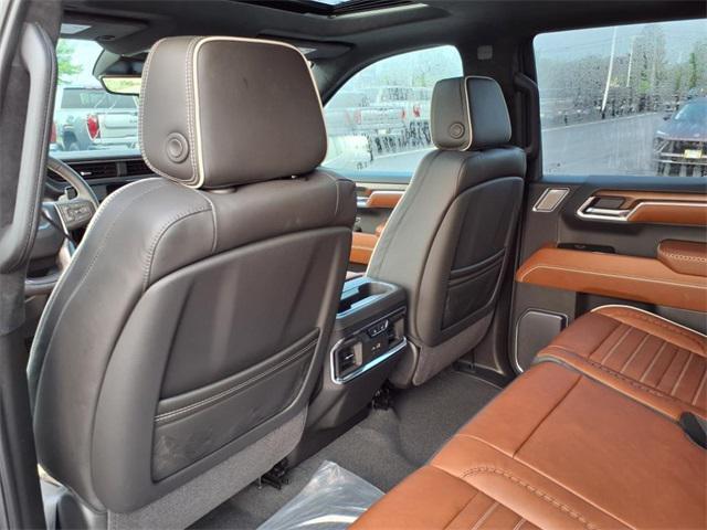 new 2025 GMC Sierra 1500 car, priced at $74,684