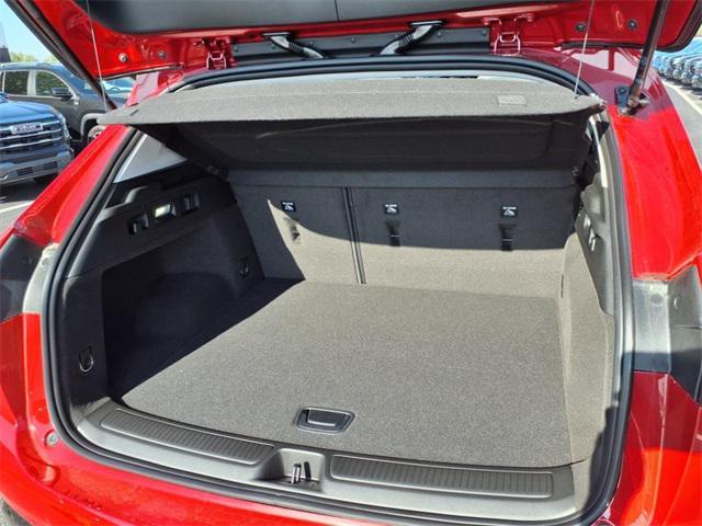new 2025 Buick Envision car, priced at $39,073