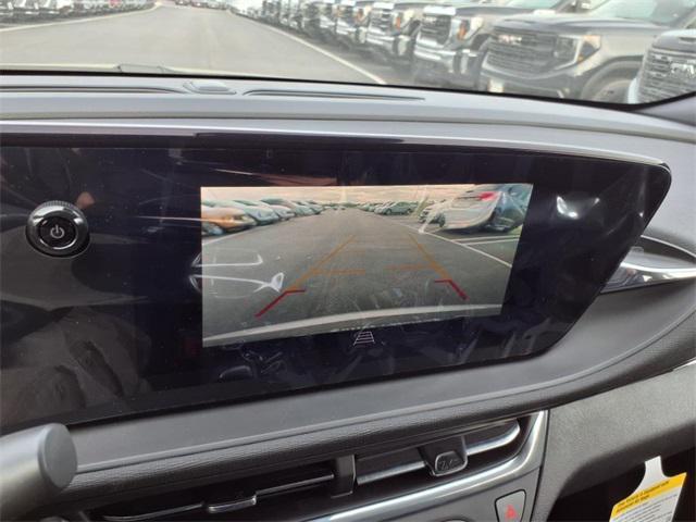 new 2025 Buick Envista car, priced at $26,698