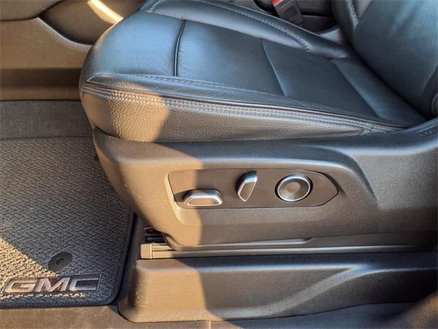 used 2021 GMC Yukon car, priced at $52,100
