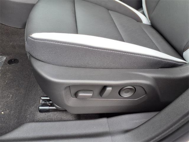 new 2025 Buick Envision car, priced at $39,073