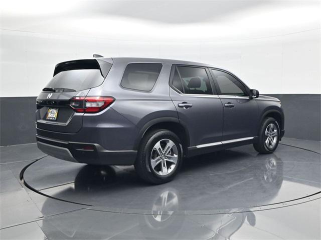 used 2024 Honda Pilot car, priced at $39,900