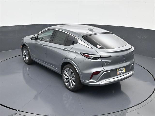 new 2025 Buick Envista car, priced at $28,111