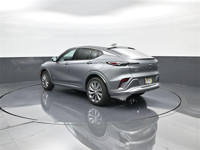 new 2025 Buick Envista car, priced at $30,434