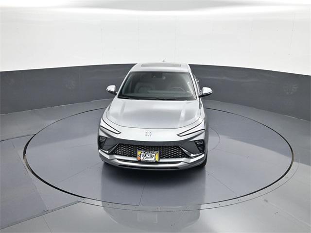 new 2025 Buick Envista car, priced at $30,434