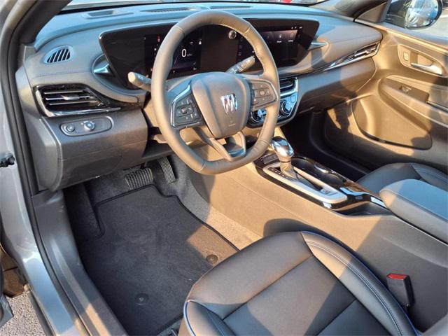 new 2025 Buick Envista car, priced at $29,327