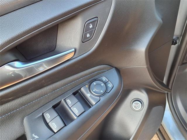 new 2025 Buick Envista car, priced at $29,327