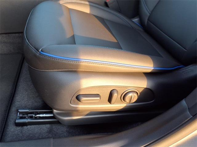 new 2025 Buick Envista car, priced at $29,327