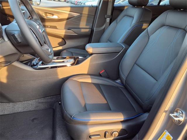 new 2025 Buick Envista car, priced at $29,327