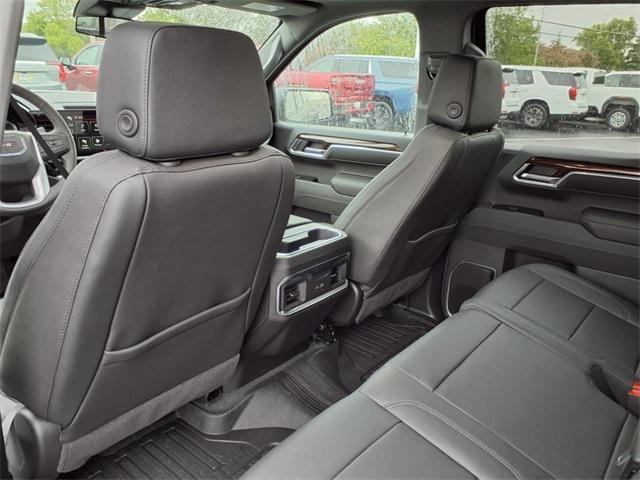 new 2025 GMC Sierra 1500 car, priced at $58,086