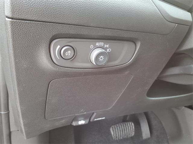 new 2025 Buick Encore GX car, priced at $28,397