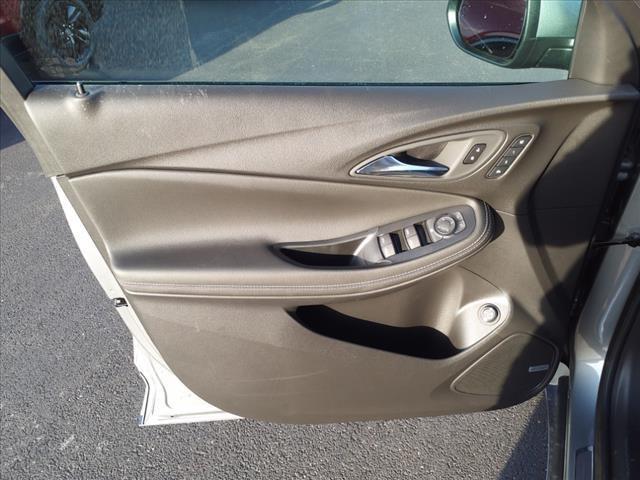 new 2025 Buick Encore GX car, priced at $33,394