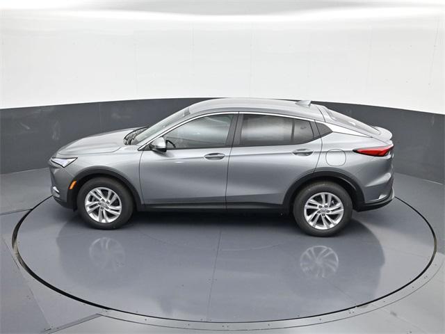new 2025 Buick Envista car, priced at $26,273