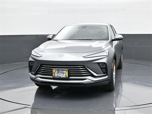 new 2025 Buick Envista car, priced at $26,273