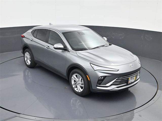 new 2025 Buick Envista car, priced at $26,273