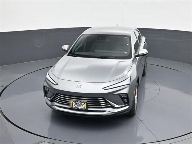 new 2025 Buick Envista car, priced at $26,273
