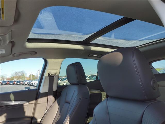 new 2025 Buick Envision car, priced at $38,826