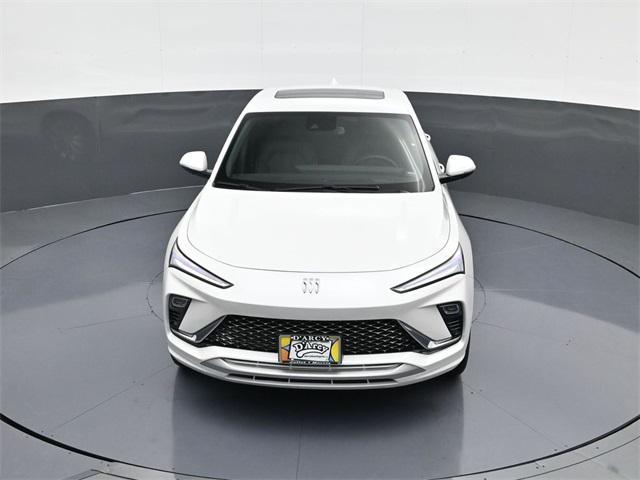 new 2025 Buick Envista car, priced at $30,254