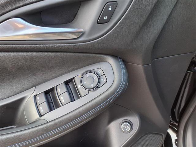 new 2025 Buick Encore GX car, priced at $27,021
