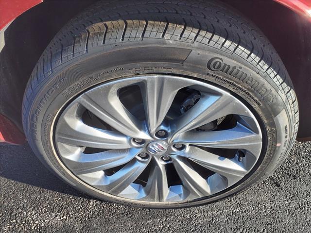 new 2025 Buick Envista car, priced at $30,134