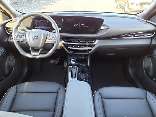 new 2025 Buick Envista car, priced at $30,134