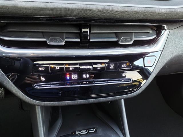 new 2025 Buick Envista car, priced at $30,134